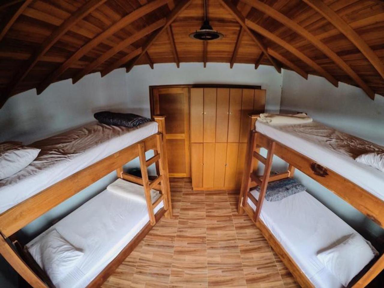 Happy Buddha Hostel & Lodge Guatape Exterior photo