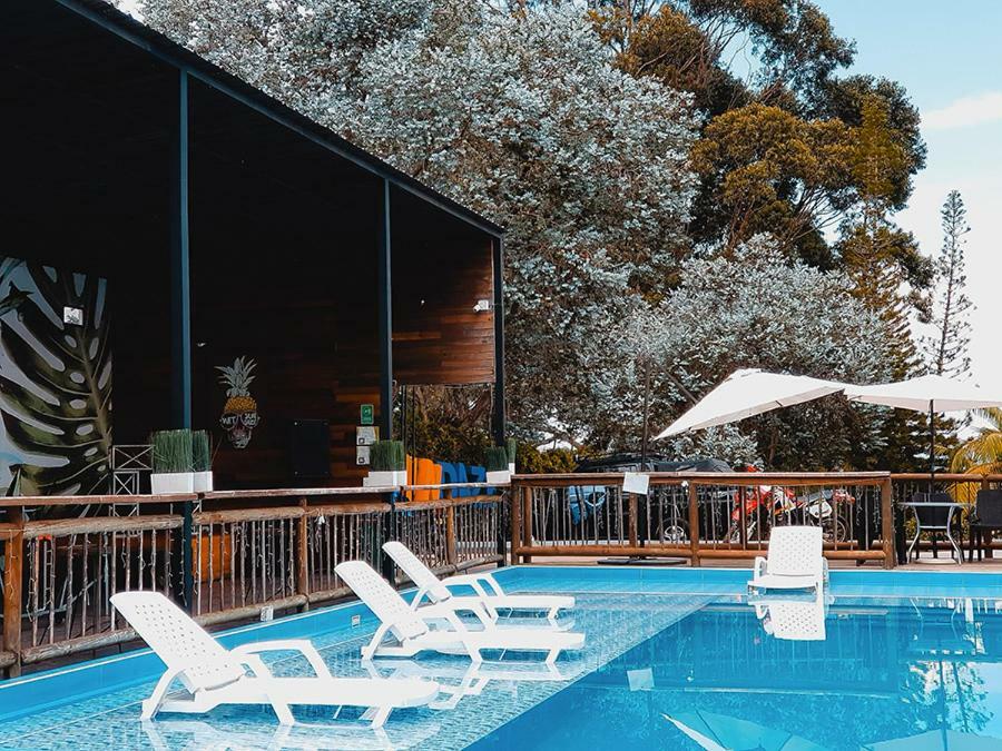 Happy Buddha Hostel & Lodge Guatape Exterior photo